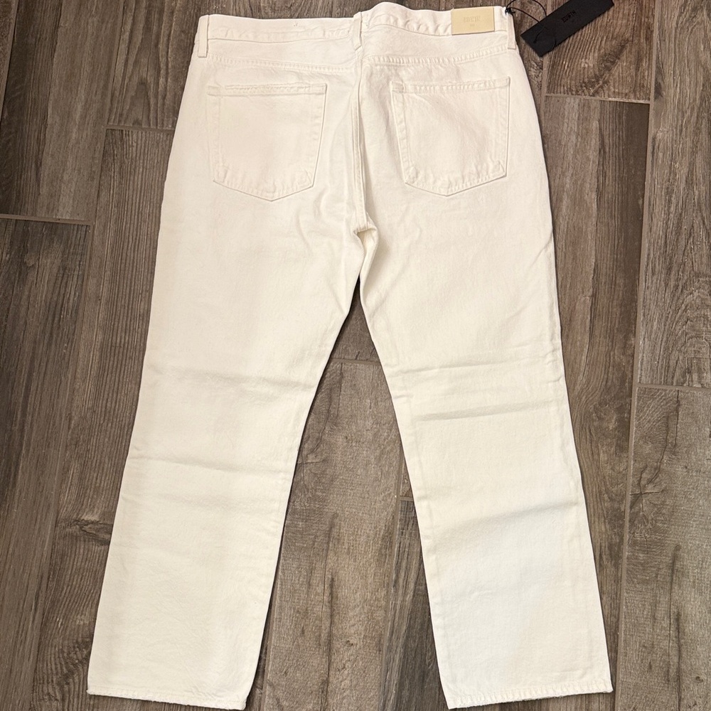 Edwin Women's Cream Cropped Pants - Picture 10 of 10